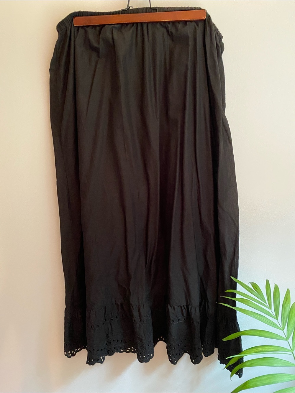 Gudrun Sjoden Organic Cotton Black Eyelet Hem Maxi Petticoat Underskirt. Size XL